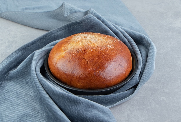 Foto grátis pão doce com pano