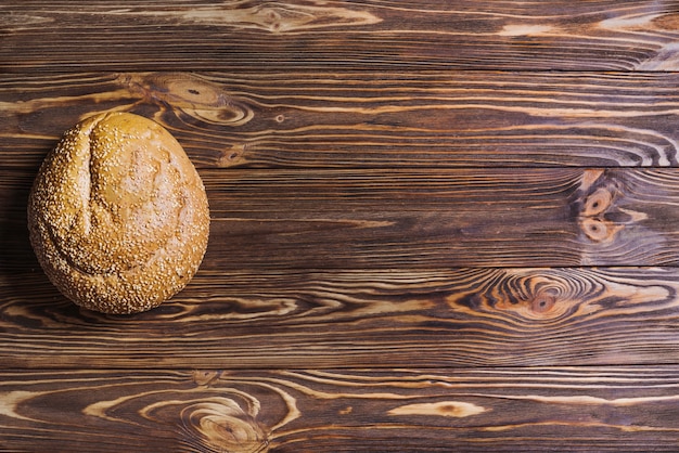 Pão em textura de madeira