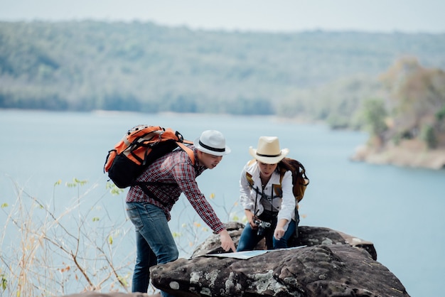 Par, família, viajando, junto