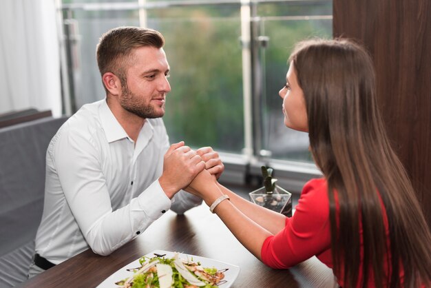 Par, tendo jantar, em, um, restaurante