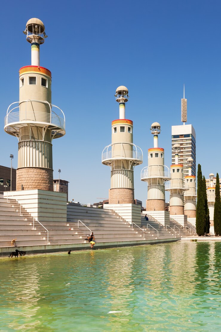Foto grátis parque de la espana industrial em barcelona