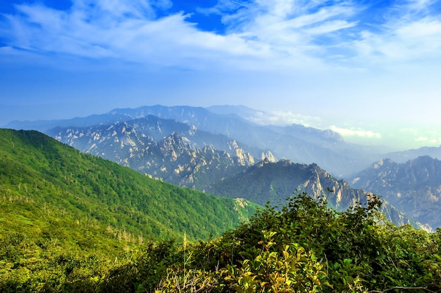 Parque nacional de seoraksan, a melhor montanha da coreia do sul