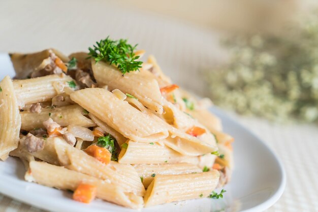 Penne pasta cream cheese