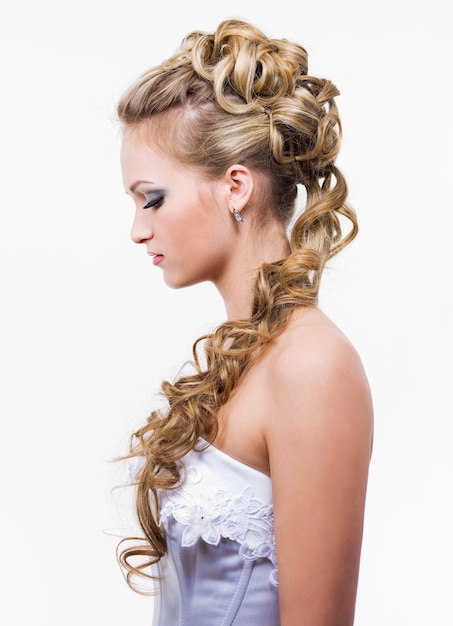 Foto grátis penteado de casamento estiloso