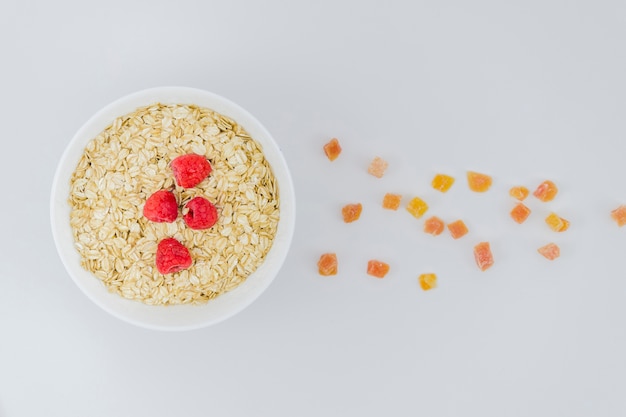 Pequeno-almoço saudável com frutas