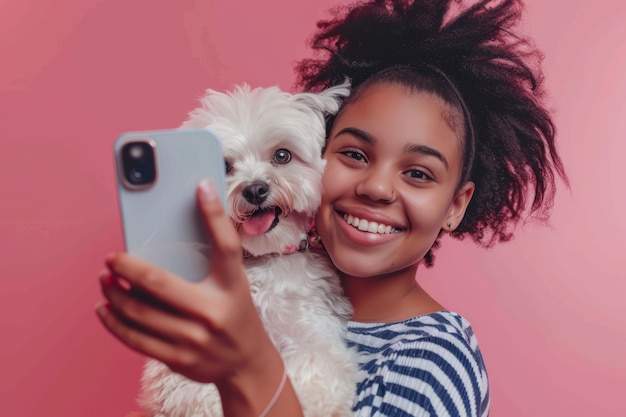 Foto grátis pessoa que cria conteúdo online com os seus animais de estimação