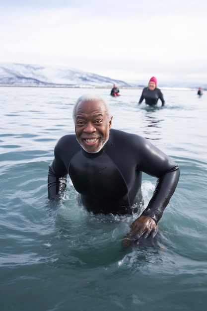 Foto grátis pessoa que pratica a exposição ao frio para o metabolismo