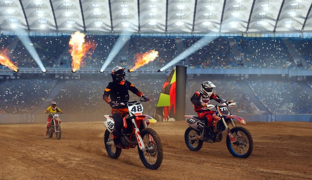 Foto grátis piloto de motocross em ação esporte de motocross