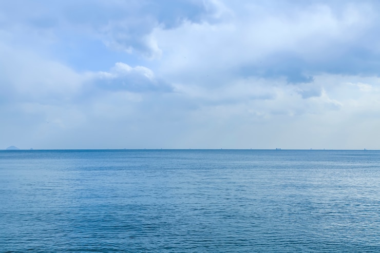 Foto grátis plataforma de madeira de madeira antigo e ensolarado cais