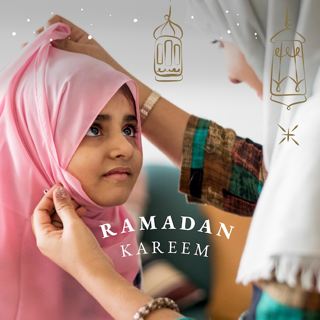 Postagem de mídia social Ramadan Kareem com saudação