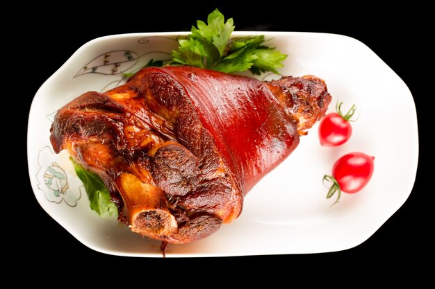 Foto grátis prato de carne de porco