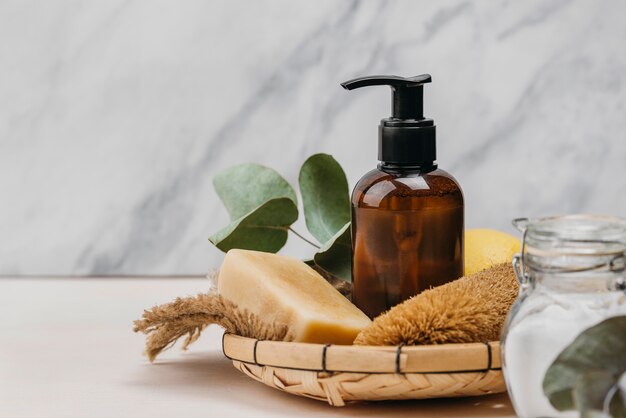Produtos de relaxamento de visão frontal em uma cesta