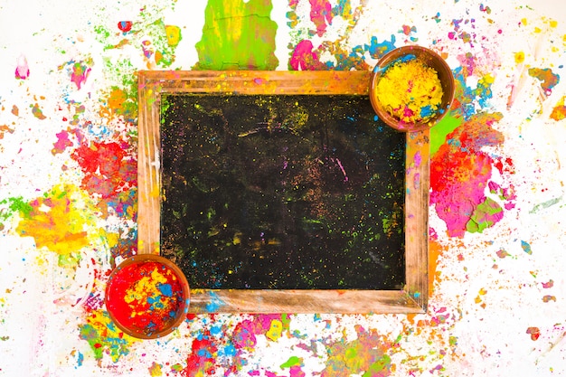 Foto grátis quadro com cores em taças entre cores secas brilhantes