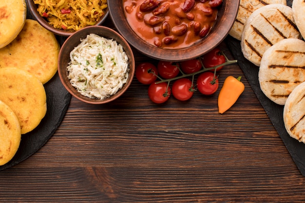 Foto grátis quadro de comida acima com cópia-espaço