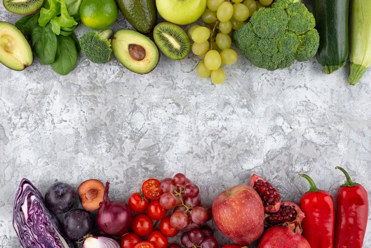 Foto grátis quadro de frutas e vegetais da vista superior