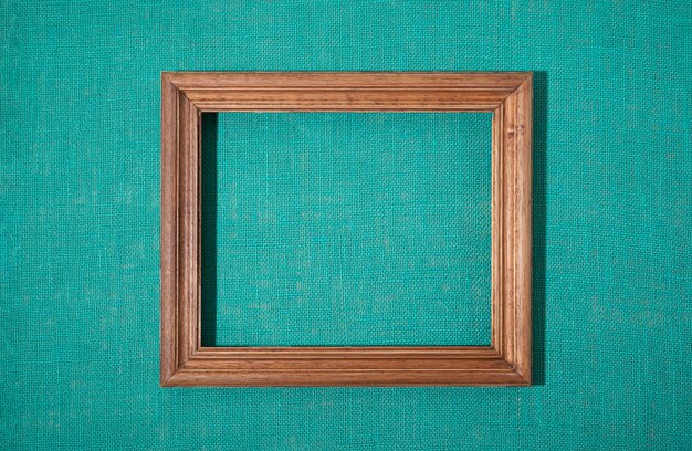 Quadro plano sobre fundo verde