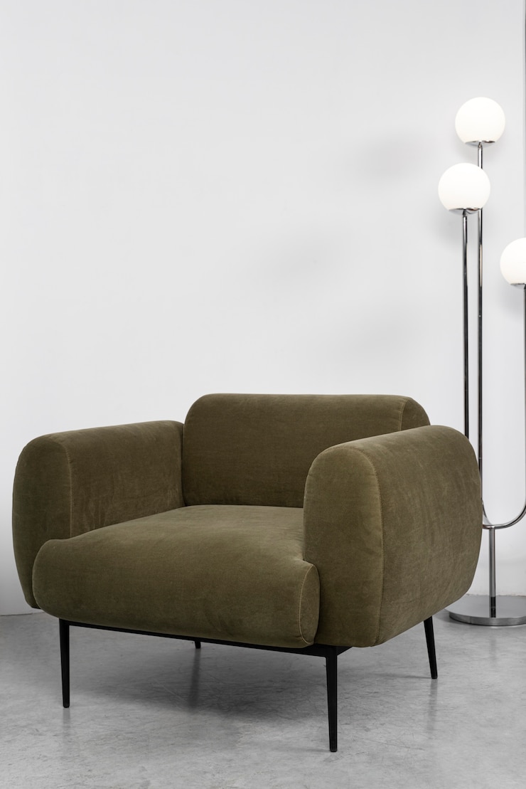 Foto grátis quarto moderno vazio com móveis