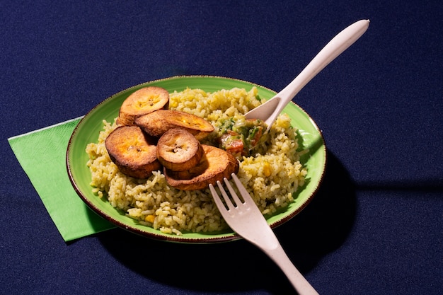 Foto grátis receita de natureza morta com plátano