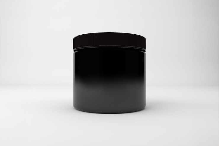 Foto grátis recipiente de frasco preto em fundo branco