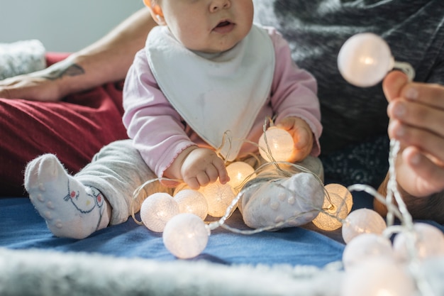 Foto grátis retrato, de, bebê, casa