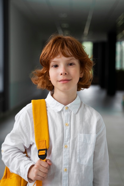 Retrato de criança na escola