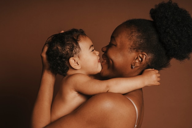 Foto grátis retrato de família negra