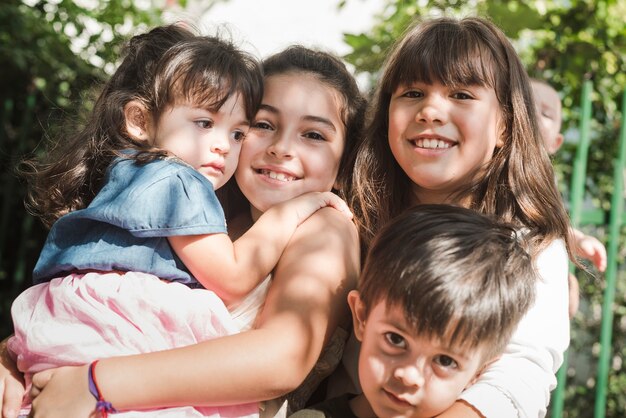 Retrato, de, feliz, irmãos