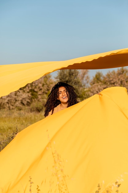 Retrato, de, mulher, com, pano, em, a, campos