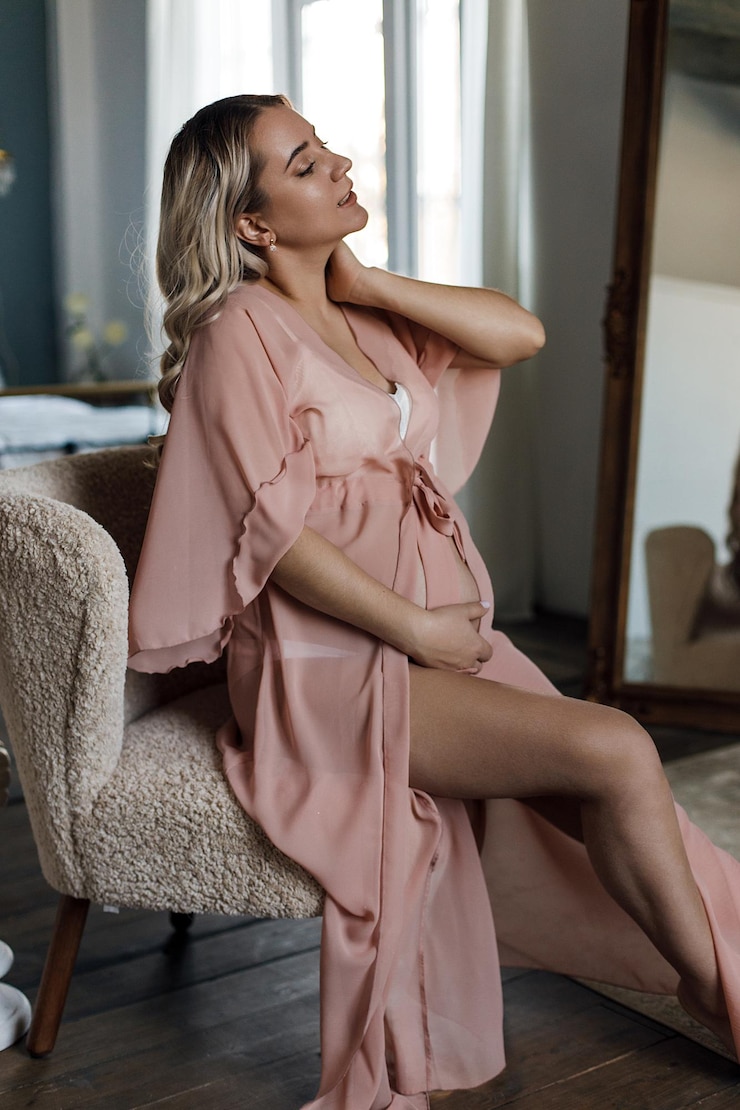 Foto grátis retrato de mulher jovem e bonita