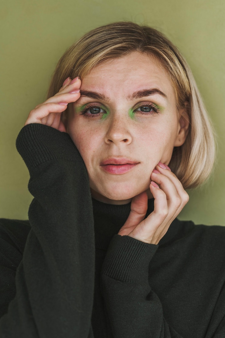Foto grátis retrato de mulher linda maquiada