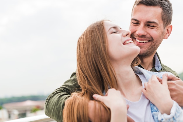 Retrato, de, sorrindo, romanticos, par jovem