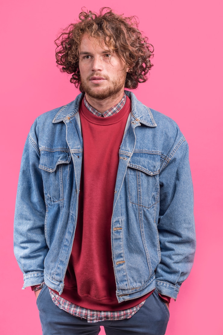 Foto grátis retrato do homem moderno