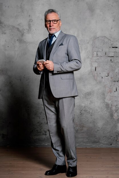 Retrato elegante velho