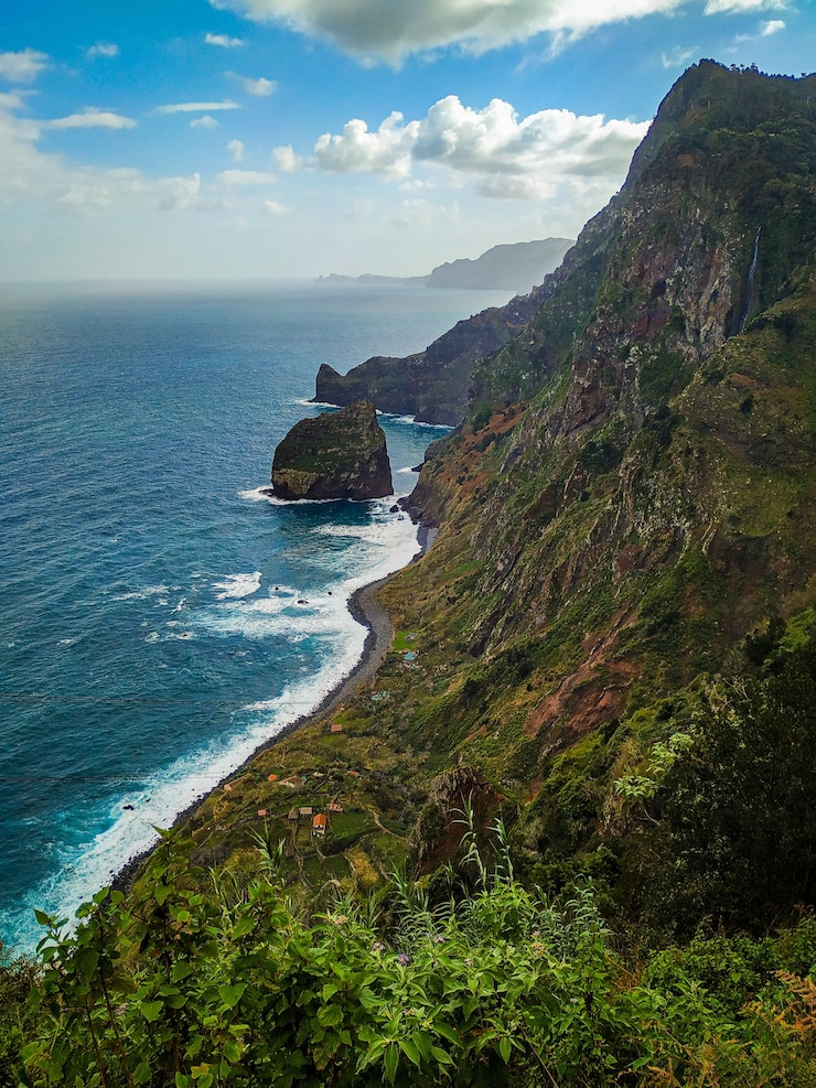 Foto grátis rocha do navio rock, localizada em santana