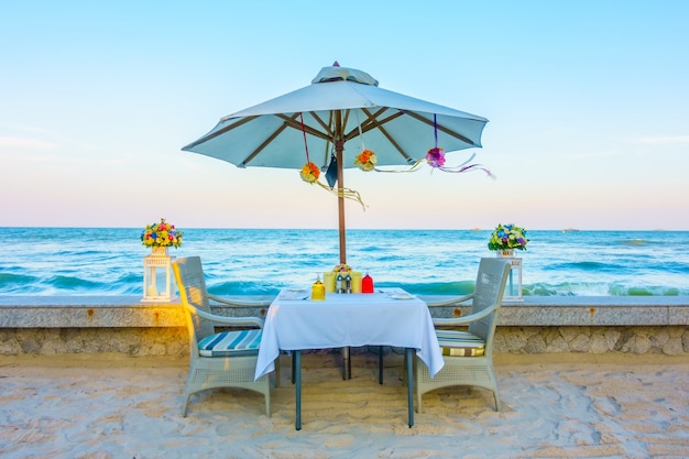 Foto grátis romance de luxo ambiente romântico restaurante