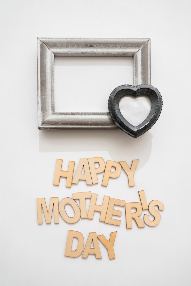 Foto grátis rotulação e quadro do dia de mãe com coração