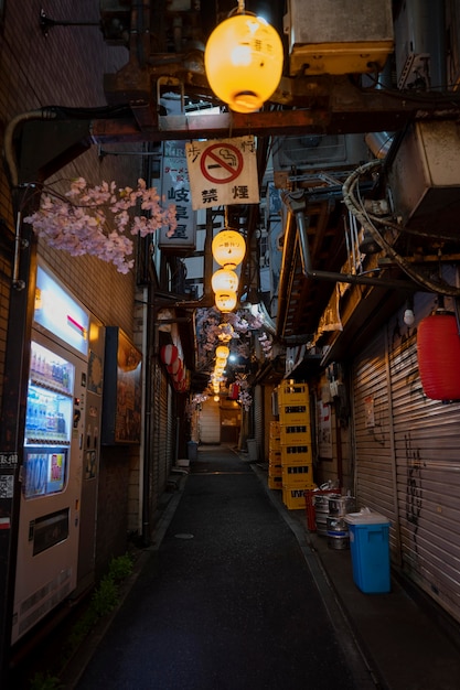 Foto grátis rua vazia com vista urbana de luzes