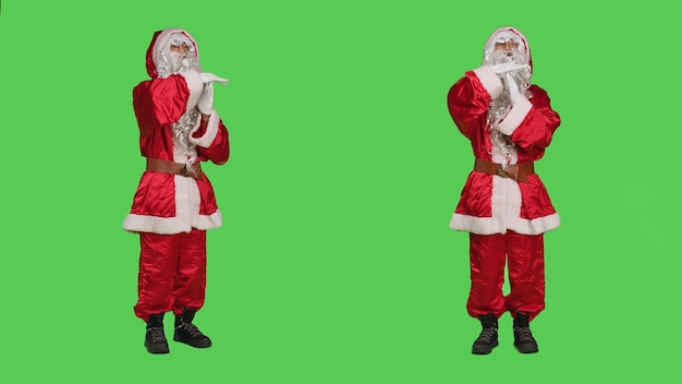 Saint nick sentindo-se exausto no estúdio