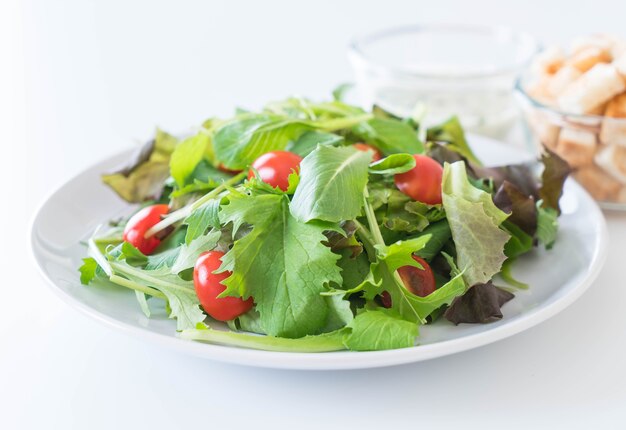 Salada de legumes frescos