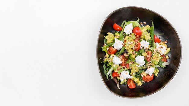 Salada fresca saudável com espaço de cópia