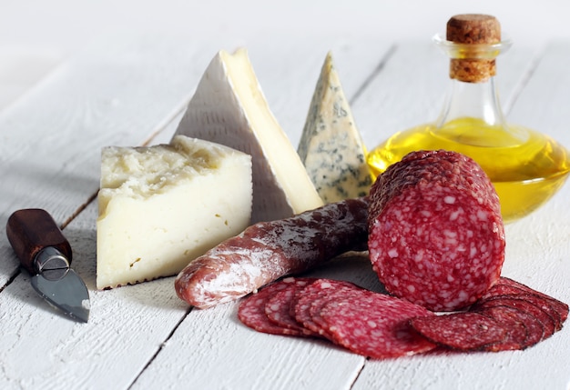 Foto grátis salame e queijo