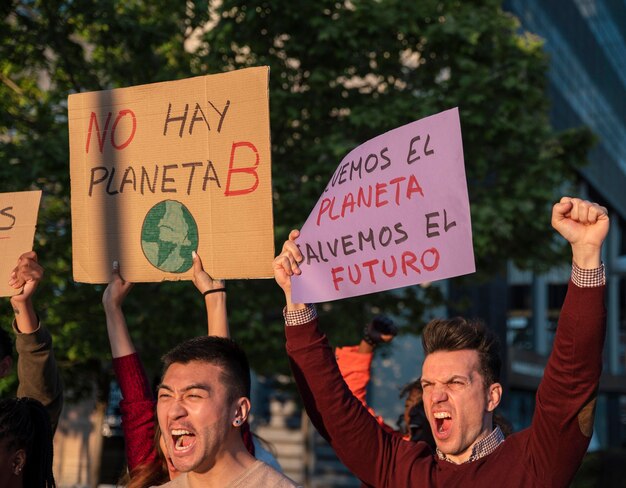 Salve o mundo protesto de perto