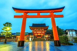 Santuário de fushimi inari em kyoto, japão