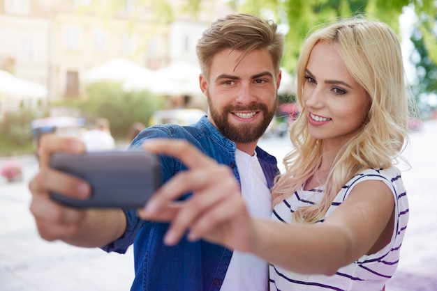 Selfie tirada enquanto viaja pela cidade velha