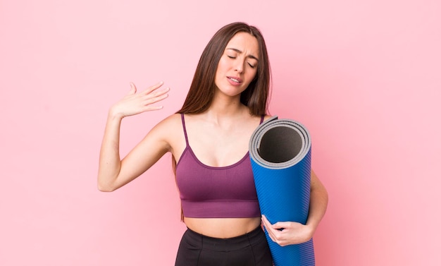 Foto grátis sentindo-se estressado ansioso cansado e frustrado