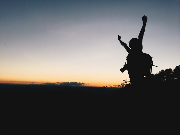 Silhouette, homem, montanha