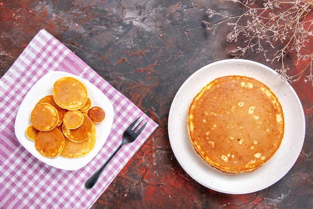 Foto grátis sobremesa deliciosa e saborosa para comemorar