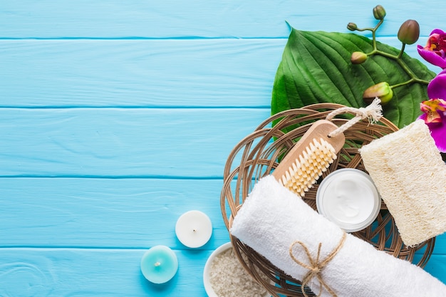 Foto grátis spa vida ainda com produtos de beleza