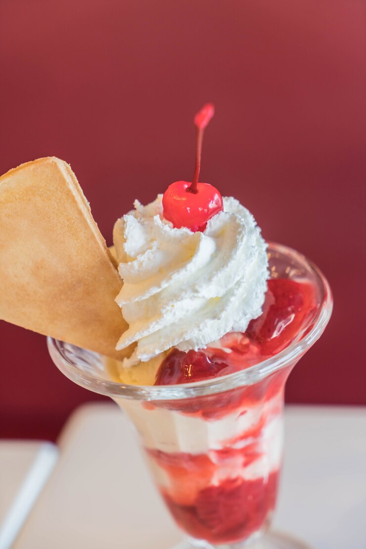 Foto grátis sundae de morango