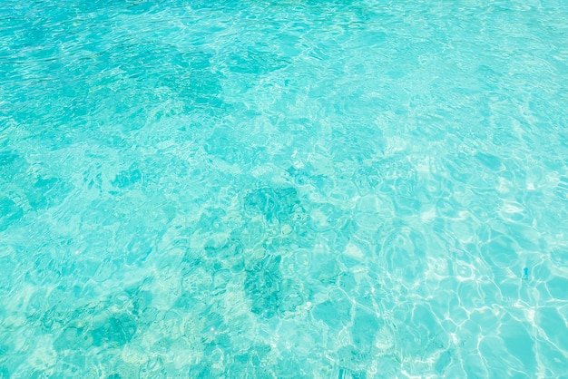 superfície da água clara